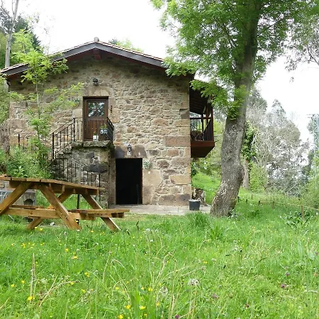 Pasiega Lugas Holiday home *